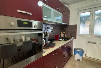 Apartament cu 3 camere decomandat, mobilat în Rahova - 4