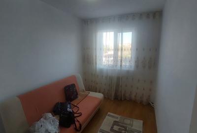 Vand apartament 3 camere - 8