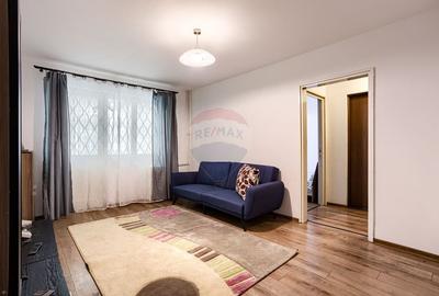Apartament cu 2 camere de închiriat, etajul 2, Calea Romanilor - 3
