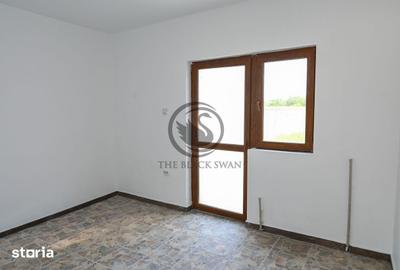 Casă cu 4 camere cu Teren 1303 Mp în Bucov - 3