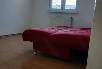 Apartament cu 4 camere decomandat în Central - 2