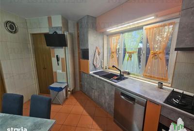 Casă cu 6 camere cu Teren 800 Mp în Dragomirești-Vale - 17