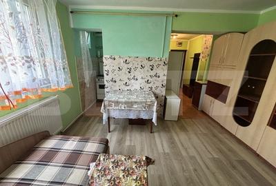 Apartament cu 2 camere decomandat, mobilat în Est