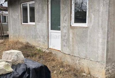 Radu Negru Casa la P M LA ROSU teren 275mp 11m la strada - 7