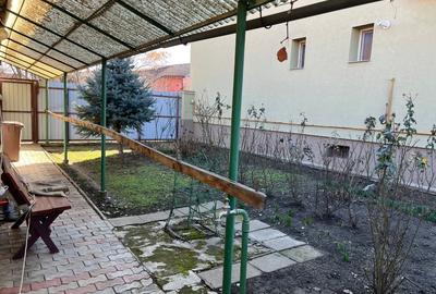 Casă individuală cu 3 camere cu Canalizare în Grădiște - 8