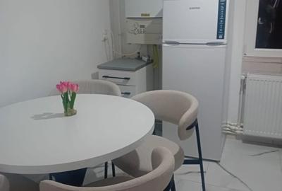 Apartament cu 3 camere decomandat în Central - 6