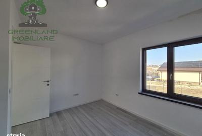 Casă cu 4 camere cu Teren 750 Mp în Miroslava