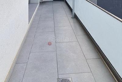 Apartament cu 3 camere decomandat, mobilat în Tractorul - 6