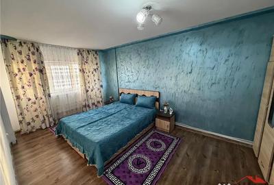 Apartament cu 3 camere decomandat, mobilat în Central