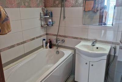 Apartament cu 2 camere decomandat în Bucur Obor - 7