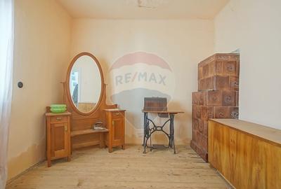 Casă individuală cu 2 camere cu Teren 230 Mp în Schei - 9