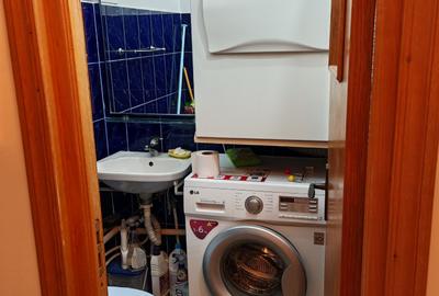 Inel II - Dezrobirii - 3 camere decomandate - 2 bai - centrala gaze- 500 euro - 40