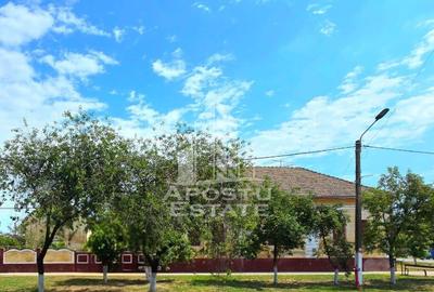 Casă cu 6 camere cu Canalizare în Șandra - 12