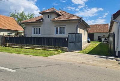Casa de vanzare la 12 km de Alba Iulia(Vintu de Jos) Casa de vanzare la 12 km de Alba Iulia(Vintu de Jos) - 2