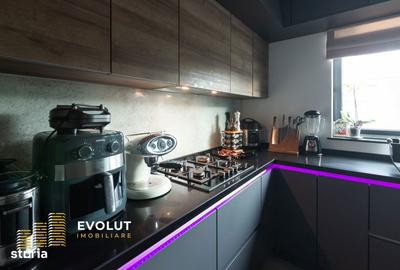 Casă cu 8 camere cu Teren 944 Mp în Palazu Mare - 3