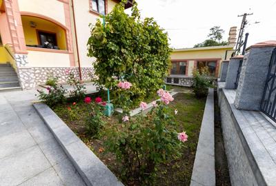 Casă cu 4 camere în Călugăreni