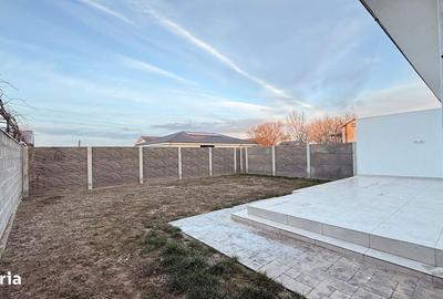Casă cu 4 camere cu Teren 320 Mp în Ghiroda