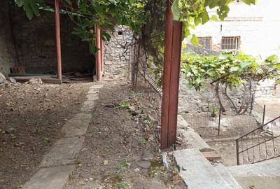 Casă cu Teren 243 Mp în Vest - 8