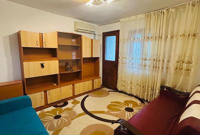 Apartament cu 2 camere decomandat în Sud
