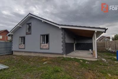 Casă cu 4 camere cu Canalizare în Sânmihaiu Român - 4