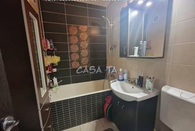 Apartament 3 camere, situat in Targu Jiu, Str Unirii - 5