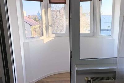 Garsonieră decomandată în Central - 7