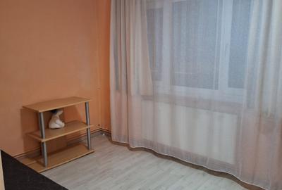 Apartament 2 camere, 50 mp – de închiriat, Zona Gemenii Apartament 2 camere, 50 mp – de închiriat, Zona Gemenii - 2
