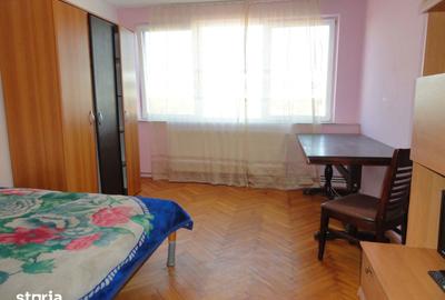 Apartament cu 2 camere decomandat în Romanilor - 3