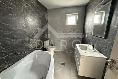 Apartament cu 3 camere în Central - 1