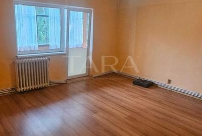 Apartament cu 4 camere decomandat în Dâmbul Rotund - 1