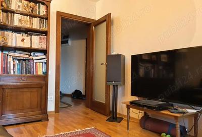 Apartament cu 2 camere decomandat în Progresul - 12