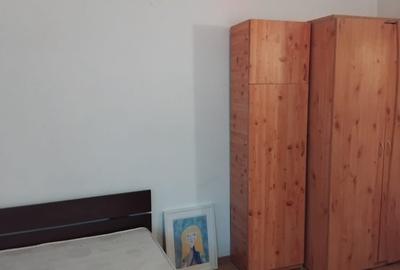 Garsonieră decomandată în Decebal - 1