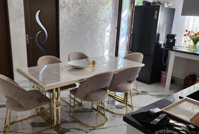 Apartament cu 4 camere semidecomandat, mobilat în Florești - 1