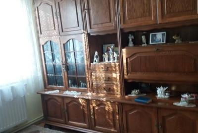 Casă cu 4 camere cu Teren 600 Mp în Unguraș