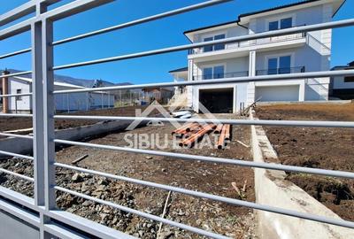 Casă cu 4 camere cu Teren 600 Mp în Sadu - 15