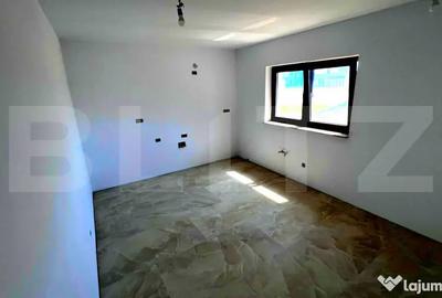 Casă cu 3 camere cu Teren 450 Mp în Central - 8