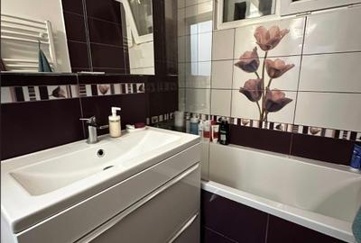 Apartament 3 camere semidecomandat - 10