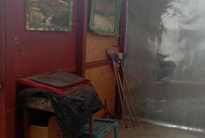 Casă cu 2 camere cu Teren 390 Mp în Central