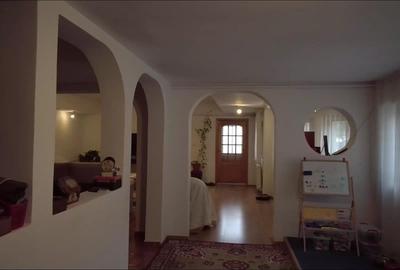 CASA CENTRUL ISTORIC- SINGUR IN CURTE CU MAI MULTE APARTAMENTE - SCHEI - 5