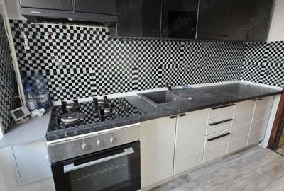 Apartament cu 2 camere semidecomandat în Semicentral