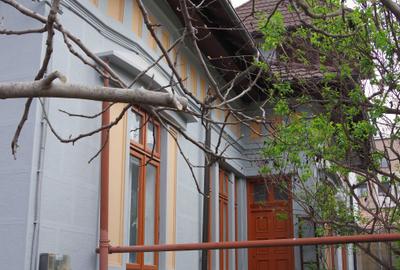 Casă cu 4 camere în Tomis II - 6