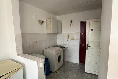 Garsonieră decomandată în Central - 2