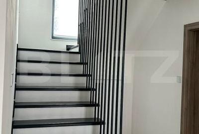 Casă cu 4 camere cu Teren 700 Mp în Central - 6