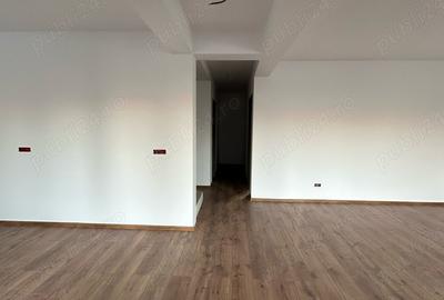 Casă cu 4 camere în Central - 1