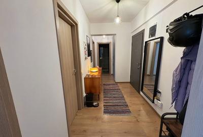 Apartament cu 2 camere decomandat în Apărătorii Patriei - 1
