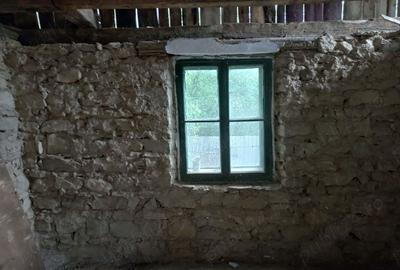 Casă cu 2 camere cu Teren 719 Mp în Potoc - 8