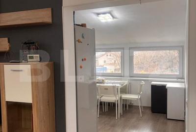 Apartament cu 4 camere decomandat în Central - 1