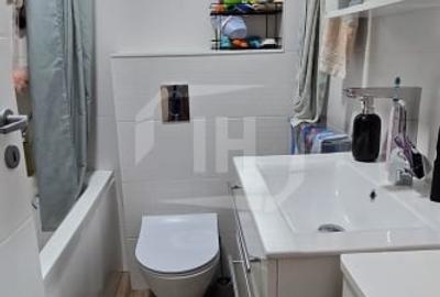 Apartament cu 3 camere 60 mp utili, 2 bai, zona Cetatii - 7