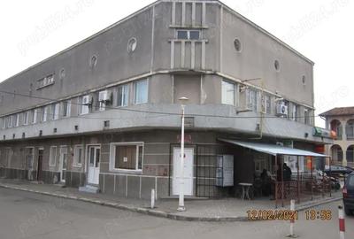 Spațiu comercial, de 44 mp, în Piața Centrală - 2