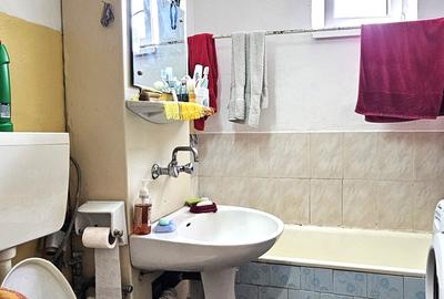 Apartament cu 2 camere decomandat în 1 Mai - 11